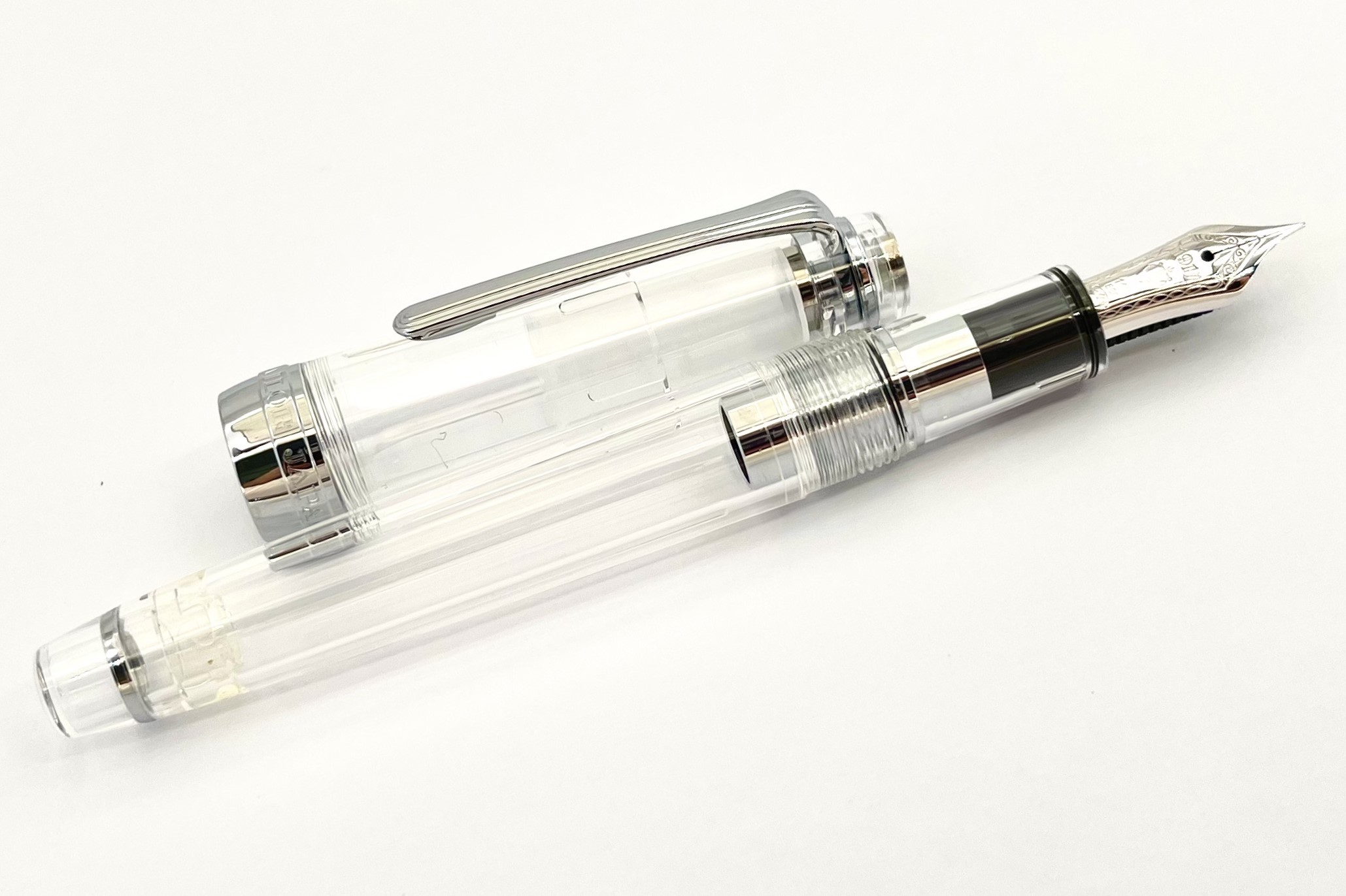 SailorProGearSlimClearDemoRhodiumTrimFountainPen_H